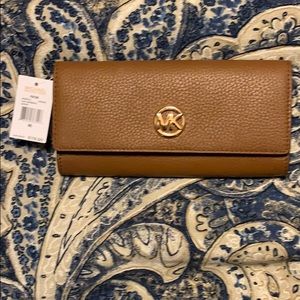 COPY - NWT Michael Kors Wallet